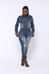 SHE'S FITTED DISTRESSED DENIM WASHED BELTED JUMPSUIT